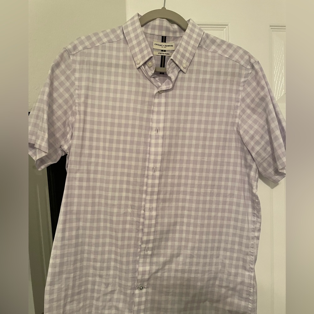 Men’s Casual Short Sleeve Button Up - Sz L